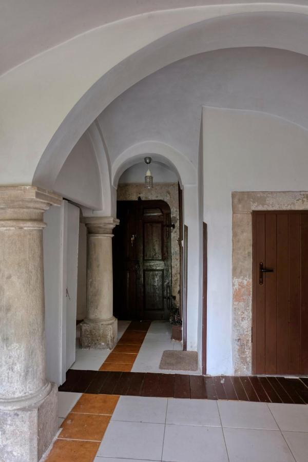 Apartmány v broumovském statku Extérieur photo