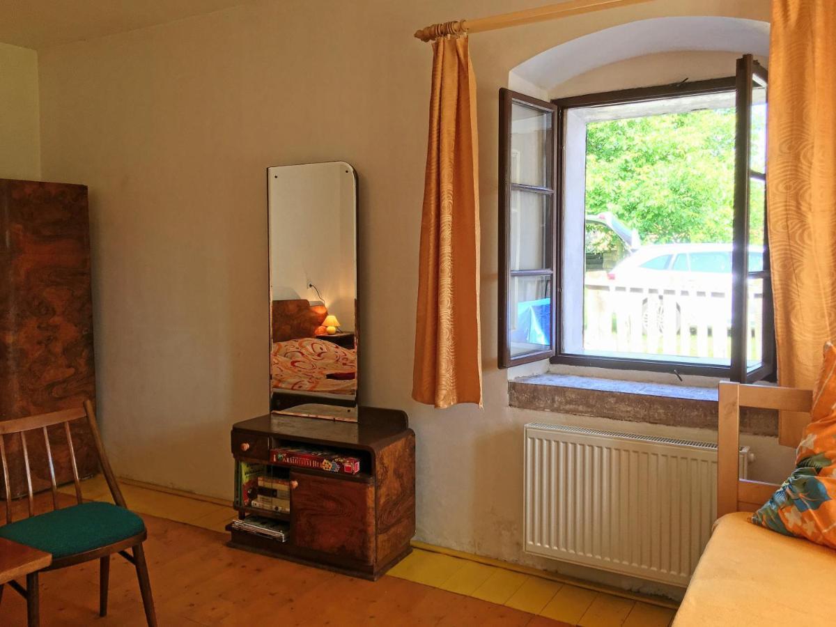 Apartmány v broumovském statku Extérieur photo